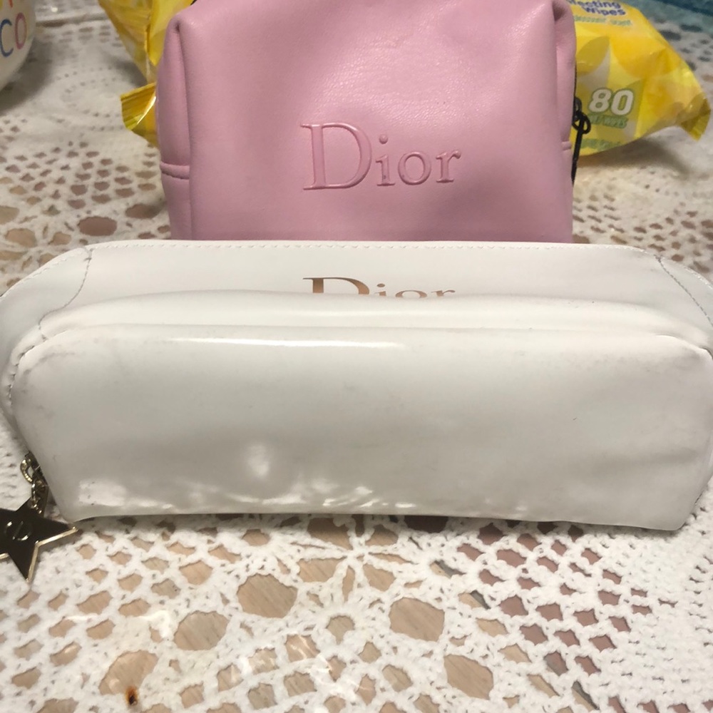 DIOR newSmall bag fir Make up/ earphones-iPhone - Picture 6 of 9